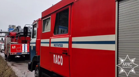 На "Могилевхимволокно" горел цех, спасатели ликвидировали пожар
