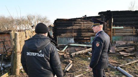 Причину пожара с двумя погибшими в Рогачевском районе устанавливают судебные эксперты Причину пожара с двумя погибшими в Рогачевском районе устанавливают судебные эксперты
