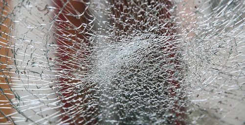 Два человека пострадали при лобовом столкновении легковушек в Рогачевском районе
