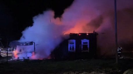 При пожаре в Солигорском районе погибла женщина, еще двух человек спас АПИ