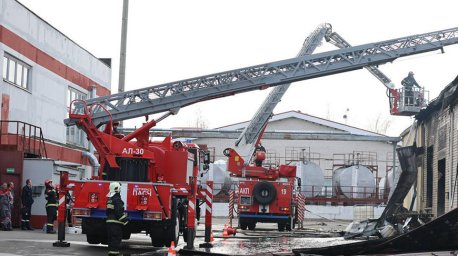 Пожар в цеху по производству лакокрасочных материалов вблизи Дзержинска потушен
