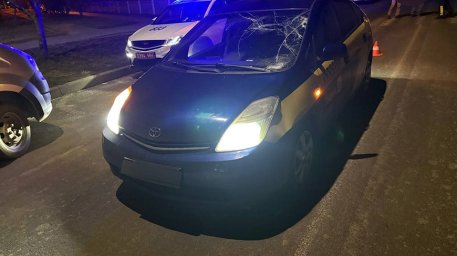 Легковушка сбила парня на пешеходном переходе в Минске