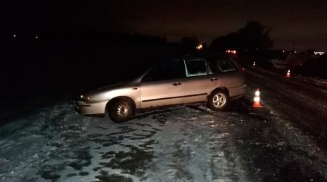 В Брестском районе водитель остановился помочь при аварии и собрал "паровоз" из машин