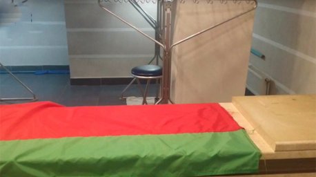 Житель Жлобина разорвал и пытался поджечь государственный флаг