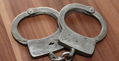 В Солигорске пожилой мужчина угрожал жене ножницами - возбуждено уголовное дело