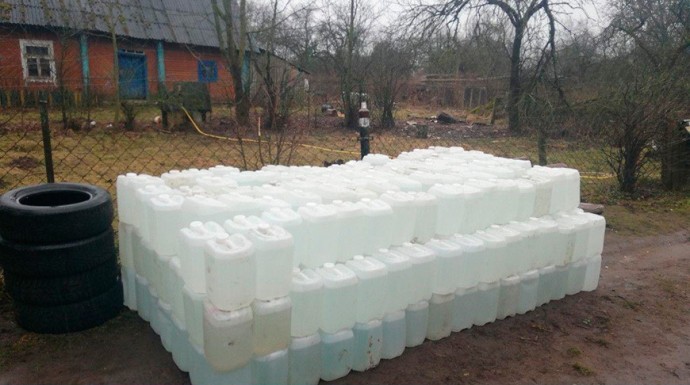 Житель Ивьевского района устроил на хуторе самогонный мини-завод