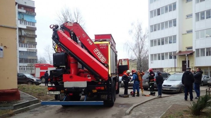В Витебске эвакуировали 18 жителей многоэтажки из-за неизвестного вещества