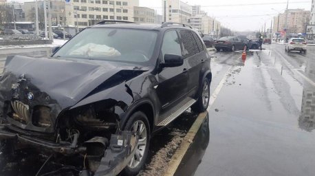 Водитель и пассажирка легковушки пострадали в ДТП в Минске