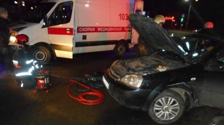 Два авто столкнулись в Орше: пассажирку деблокировали спасатели
