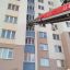 В Гродно мужчина повис на ограждении балкона многоэтажки 1
