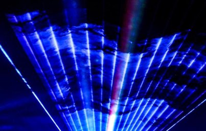 Создан самый маленький лазер, работающий в синем диапазоне