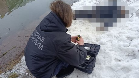 В Минске в водоеме обнаружили тело мужчины В Минске в водоеме обнаружили тело мужчины