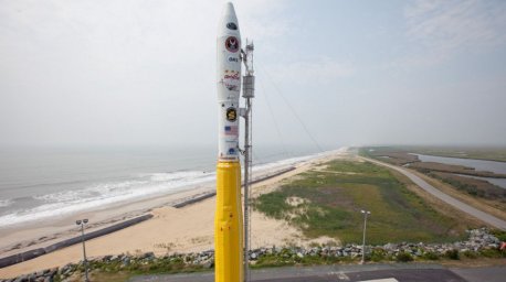 США протестируют дозаправку военных спутников в космосе, сообщают СМИ