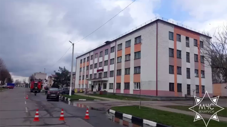 Мужчина спасен при пожаре в общежитии в Быхове