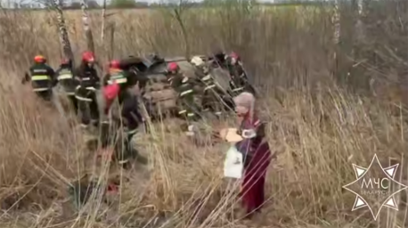 Мужчину, попавшего в аварию, спасли в Слуцком районе Мужчину, попавшего в аварию, спасли в Слуцком районе