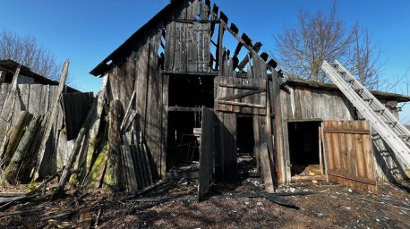 В Гродненской области три пожара в хозпостройках произошли из-за неосторожности при уборке подворий