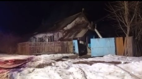 В Быховском районе работники МЧС спасли мужчину при пожаре