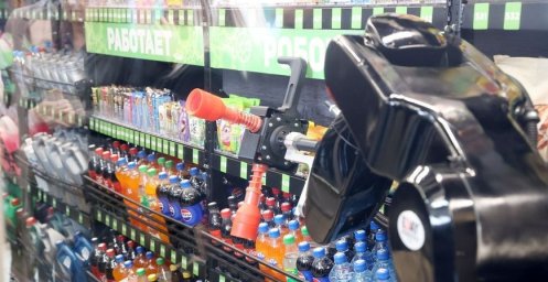 Робот-продавец появился на заправке под Гомелем