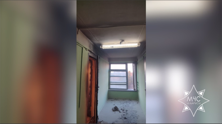 Спасатели потушили пожар в общежитии в Бобруйске Спасатели потушили пожар в общежитии в Бобруйске
