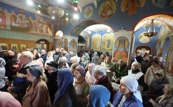 Православные верующие празднуют Вербное воскресенье 7