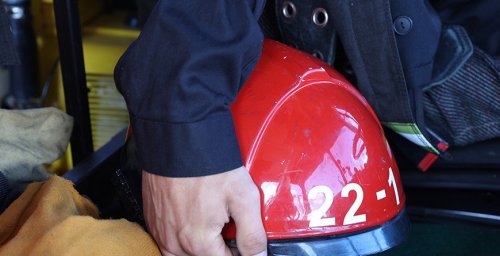Семью с маленьким ребенком спасли при пожаре в минской высотке