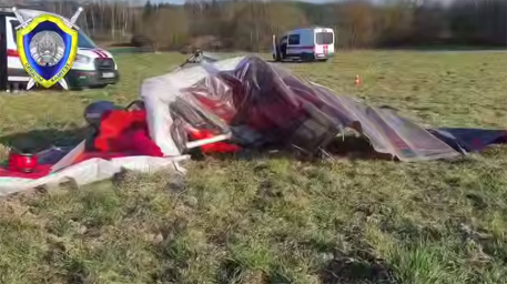 Два человека погибли при падении мотодельтаплана в Минском районе Два человека погибли при падении мотодельтаплана в Минском районе