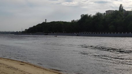 В Гомеле парень бросился в Сож спасать друга, но начал тонуть сам. На помощь пришли работники ОСВОДа