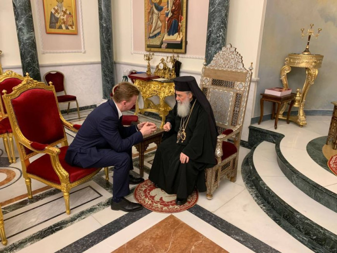 Посол Беларуси принял участие в церемонии схождения Благодатного огня в Храме Гроба Господня 0