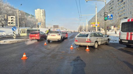 Две легковушки столкнулись в Минске
