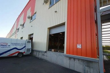 Кровля сортировочного центра Wildberries в Щомыслице дала трещину: эвакуация прошла без пострадавших