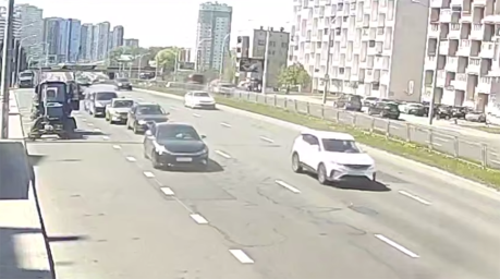 Пять авто в одной аварии: в Минске из-за несоблюдения дистанции произошло массовое ДТП