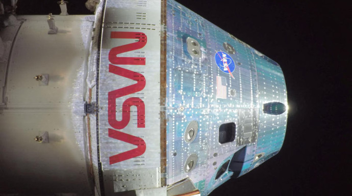 Экипаж "Артемиды-2" установил рекорд по дальности полета человека от Земли 0