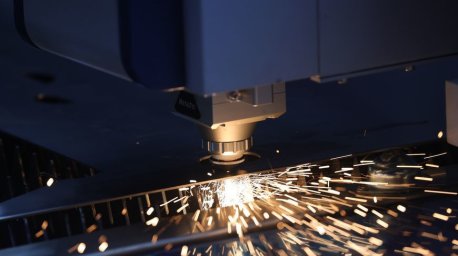 Китай планирует расширить применение ИИ в промышленности к 2027 году