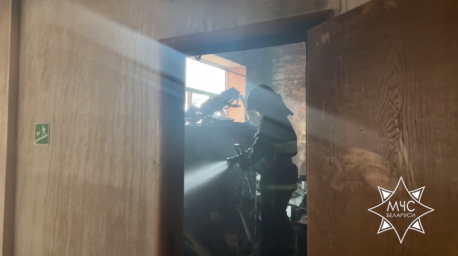 Подразделения МЧС ликвидировали пожар в университете в Гомеле