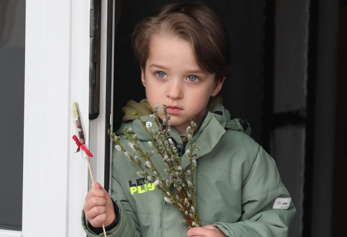 Православные верующие празднуют Вербное воскресенье 0