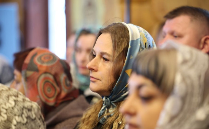 Лукашенко на Пасху приехал в храм Святителя Николая Чудотворца в Шкловском районе 1