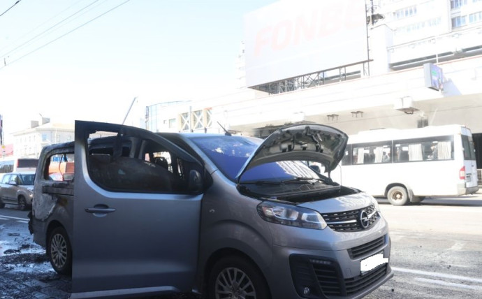 В Минске на Немиге горел автомобиль 6