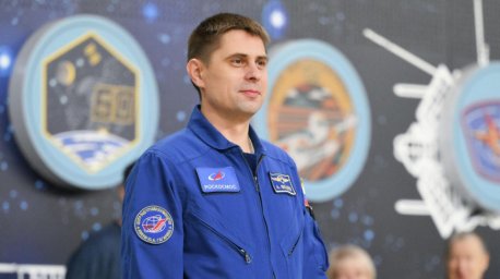 Crew Dragon с российским космонавтом пристыковался к МКС