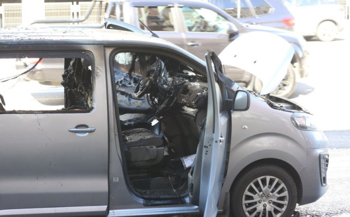 В Минске на Немиге горел автомобиль 1