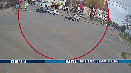 Школьник на велосипеде попал под колеса авто в Могилеве Школьник на велосипеде попал под колеса авто в Могилеве