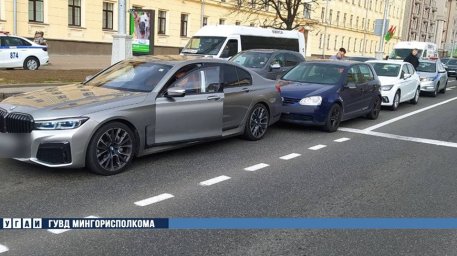 Три легковушки столкнулись на пр.Независимости в Минске