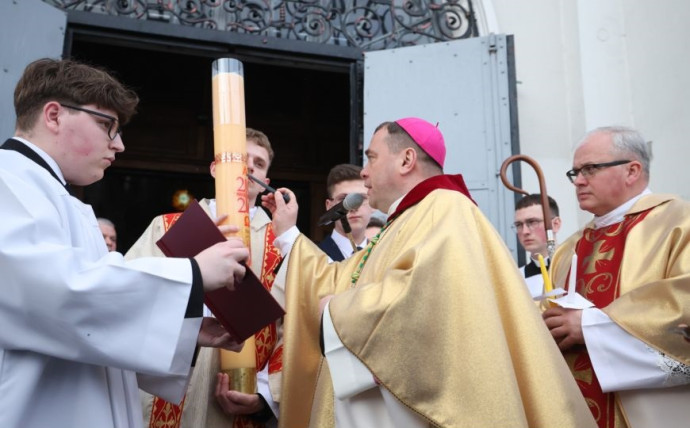 Католики празднуют Светлое Христово Воскресение - Пасху 28