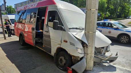 В Минске из-за действий водителя легковушки пострадали пассажиры маршрутки