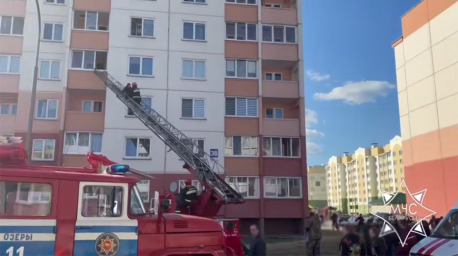 В Скиделе горела семиэтажка: работники МЧС спасли троих человек, еще 19 эвакуировали