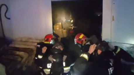 Ночной пожар произошел в одном из магазинов в Гродно